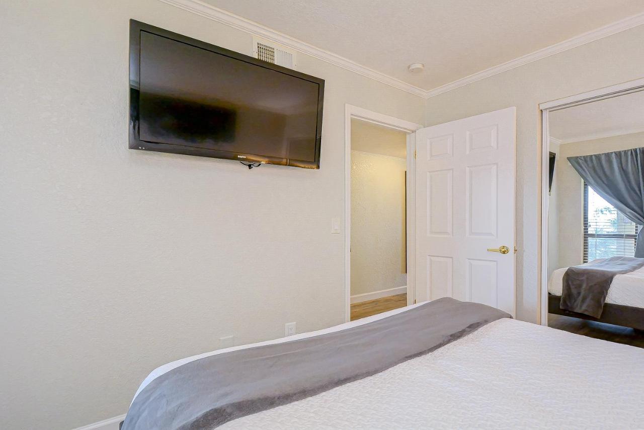 441-Waterfront, Amazing Views, Wifi, Pool And Close To Bucs Stadium Tampa Eksteriør bilde